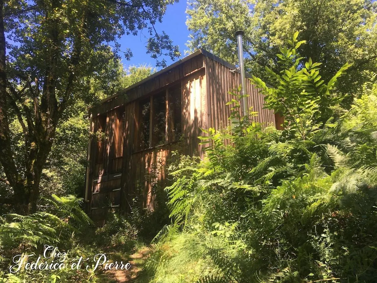 Vakantiehuis Chez Federico Et Pierre - La Cabane En Paille Le Fraysse